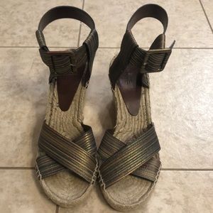 Cute espadrille wedges from Vince
